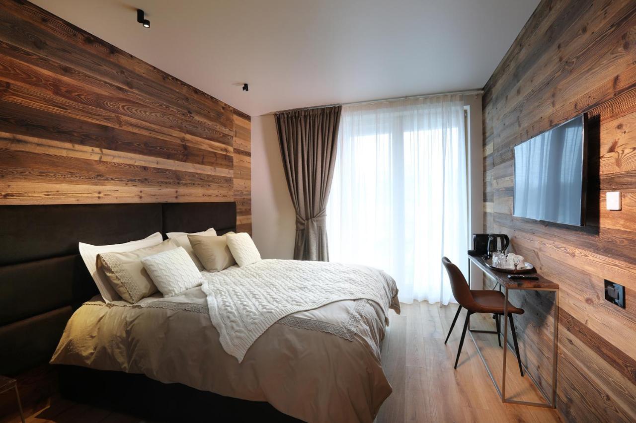 Bed and Breakfast Chalet Blanc Cervinia Брей-Червінія Екстер'єр фото
